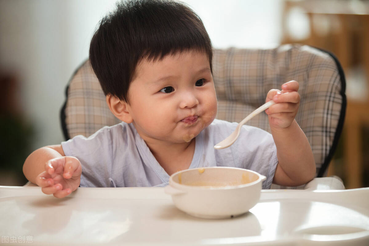 八个月宝宝能吃香油吗？——健康饮食的初步探索